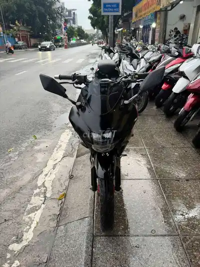 Сузуки GSX 150 2020 Черный, 90% новый