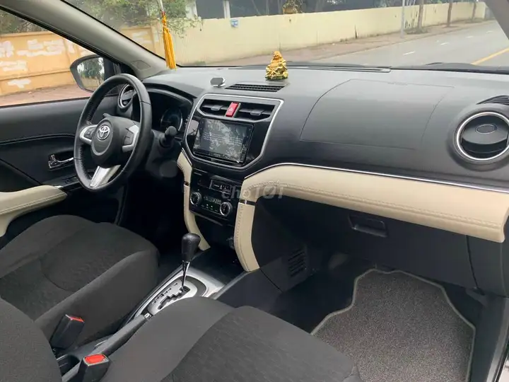 Toyota Rush 2021 Автомат Серый 7 мест 113.000 км