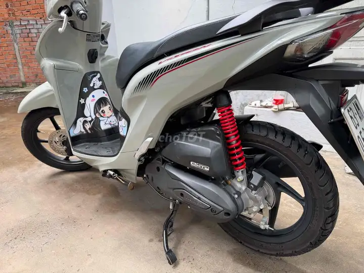Honda Vision 2023 Xám 31992 км