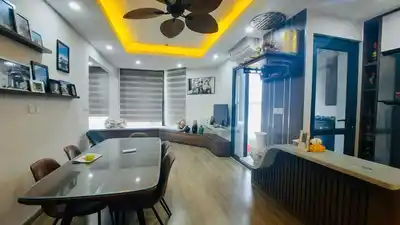 Квартира в центре, комплекс HUD, 65м, 2 спальни