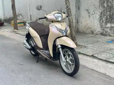 Срочно продам Honda SH mode 2015 BSTP, хозяин