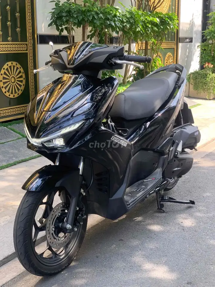 Honda Air Blade 125 2026 Черный 8000 км