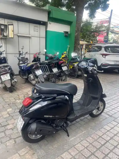 Скутер Vespa 50cc