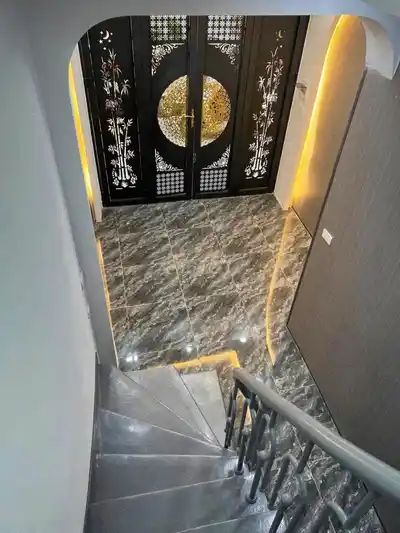 Аренда дома целиком, Нгок Ха, вид на озеро, машина у дома
