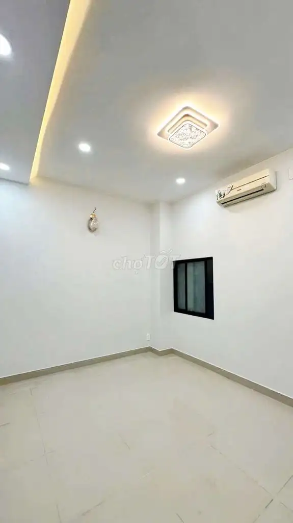 Дом 3 этажа, р-н 2, 57 м², ул. Нгуен Дуй Тринь