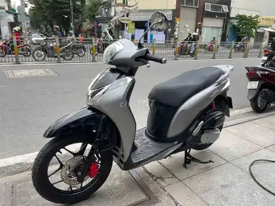 Модель Honda SH 2015 Серая б/у