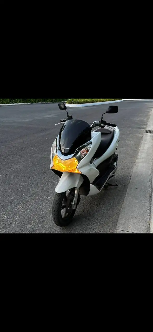Honda PCX 125, 1-е поколение