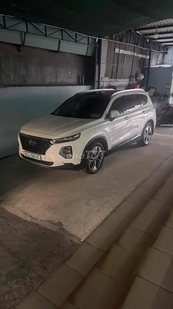 Hyundai Santa Fe, 7 мест, белый