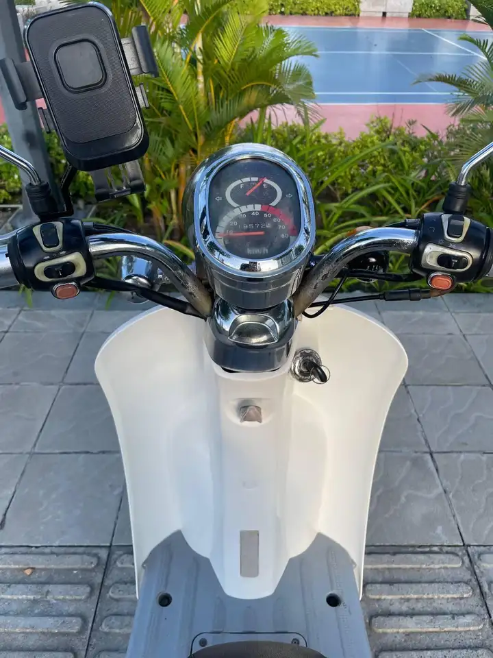 Скутер Scoopy Crea 50СС