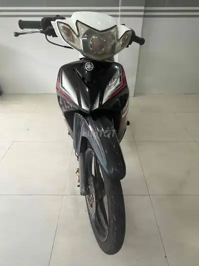 Yamaha Sirius 2012 черно-белый полуавтомат