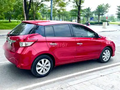 Toyota Yaris 2015 1.3G Красный