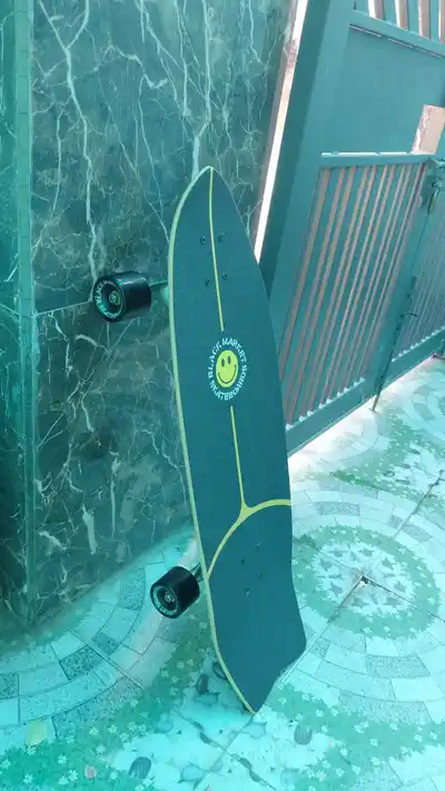 Скейтборд Black Market Inked Surfskate Cruiser