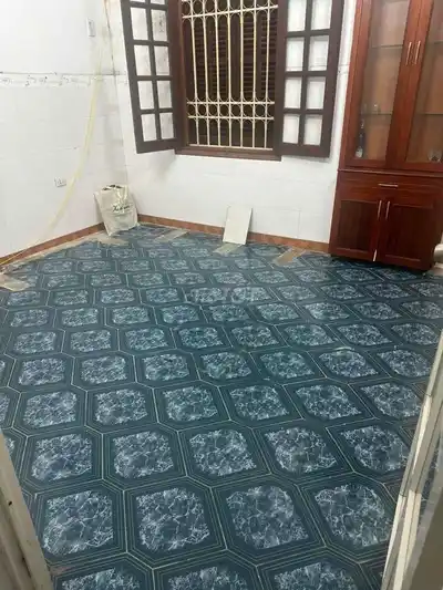 (Разъезд двух авто) Чунг Кинь, 45м² х 4 этажа, 4 спальни, 15 млн, склад, офис, онлайн-спа, долгосрочно