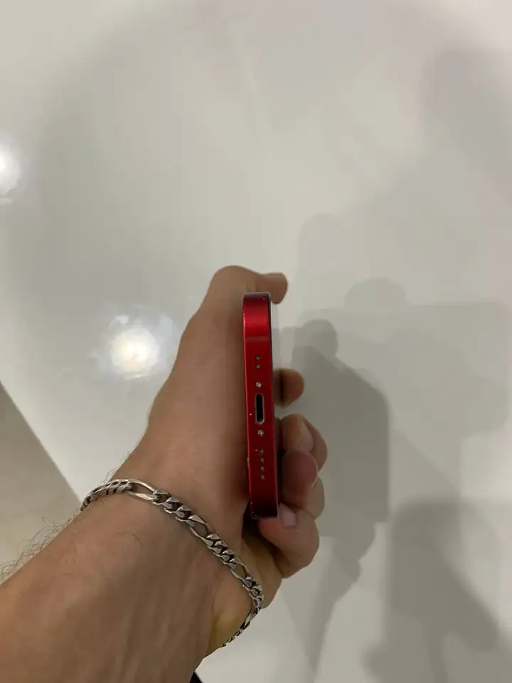 iPhone 13 mini