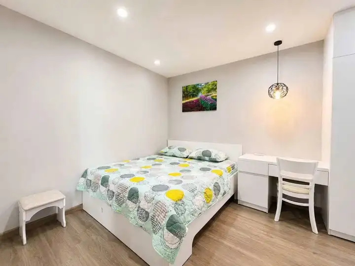 Квартира в центре, комплекс HUD, 65м, 2 спальни
