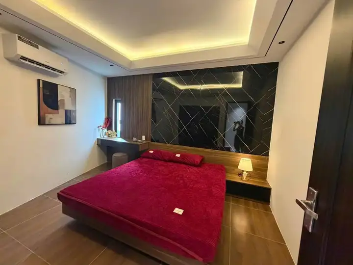 Дом 3 этажа, 3 спальни, 4 WC, 60м2