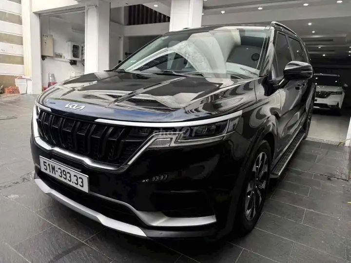 KIA CARNIVAL Luxury 2022 черный