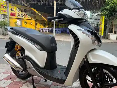 Honda SH 150i 2012 белый Италия 13151 км