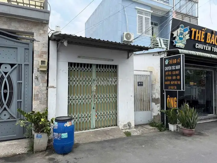 Тро mặt tiền đường 147, Phước Long