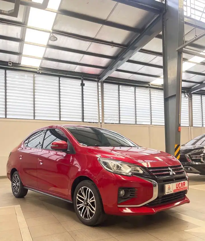 Mitsubishi Attrage 1.2L CVT-3, 2021 г.в., 46 700 км, срочная распродажа
