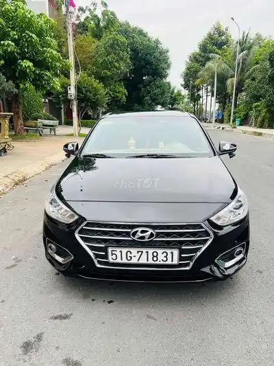 Hyundai Accent MT 2018 черная МКПП