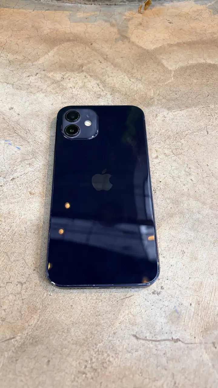 iPhone 12 64GB