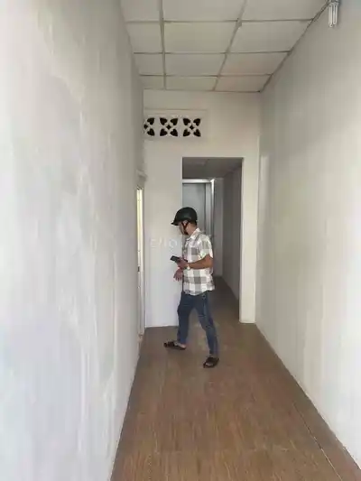 Аренда дома 4,5x17м, 1 этаж, 3 спальни, проезд для авто, рядом Ш. Хань, Чыонг Тинь, район 12