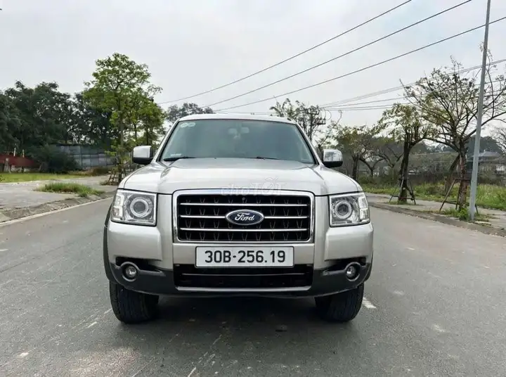 Ford Everest 2008, автоматическая, 7 мест, песочный