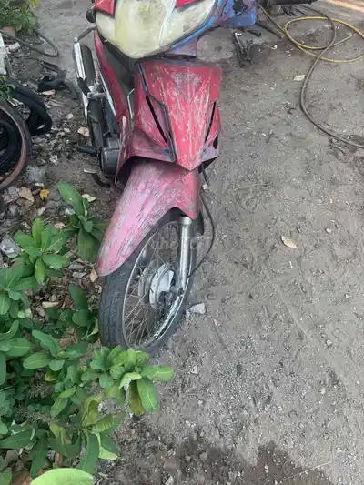 Мотоцикл Honda Wave красный