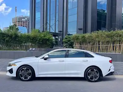 Kia K5 2,5 GT Line белый 2022-10000 км