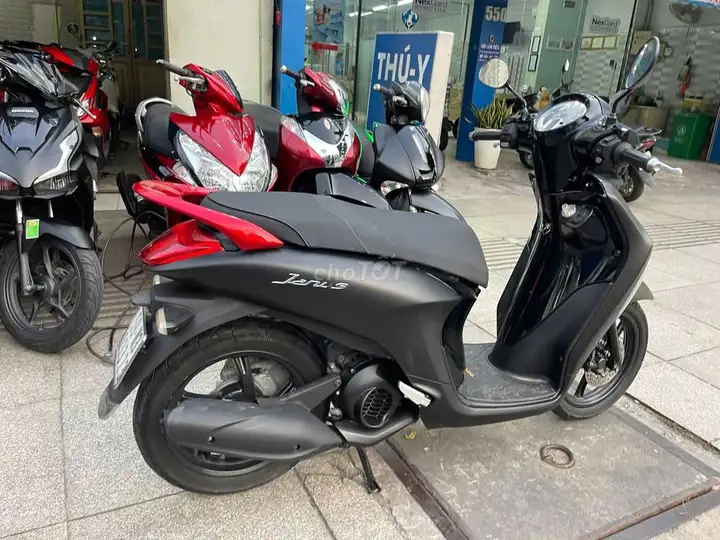Yamaha Janus 2018 черный б/у