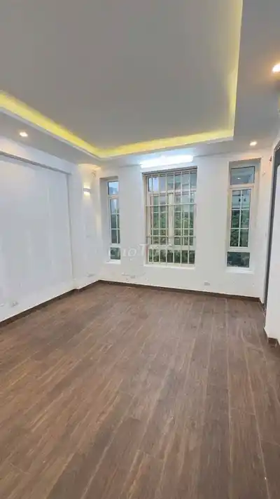 Аренда виллы в Ме Три, Нам Ты Лием, Ханой - 130м² x 4 этажа
