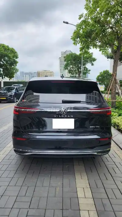 Volkswagen Viloran Luxury 2024 Максимальная комплектация Черный