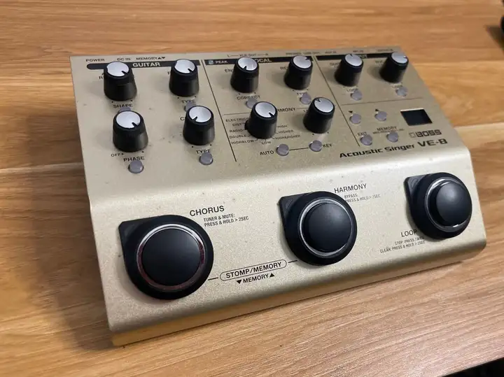Boss VE-8 Acoustic singer