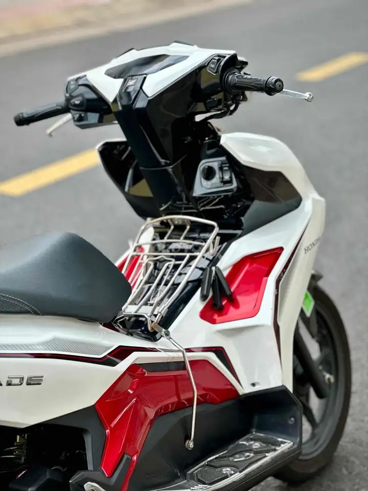 Air Blade 125 2021 Белый / Хозяин