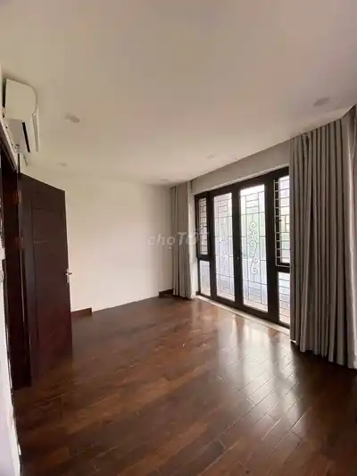 Аренда дома с садом в районе Тонг Кук 5, Тан Trieu, 100 кв.м, 4 этажа