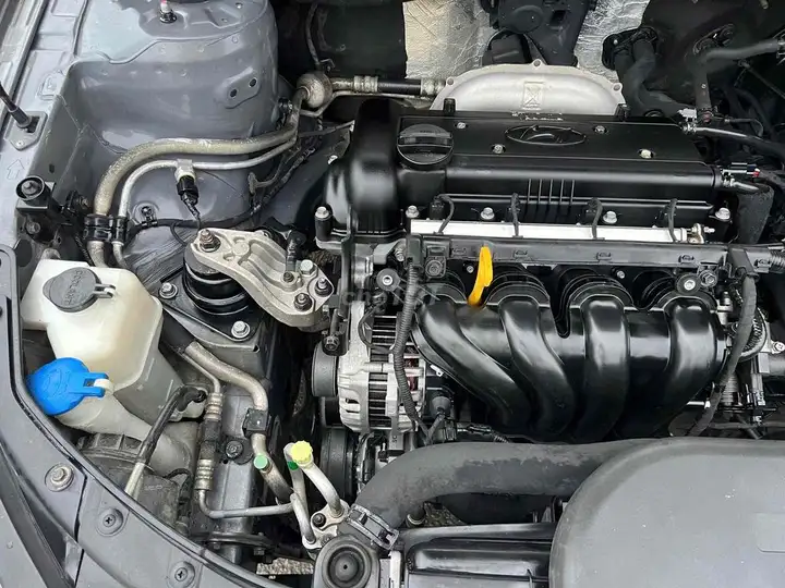 Hyundai i30cw 2010 Серый Автомат