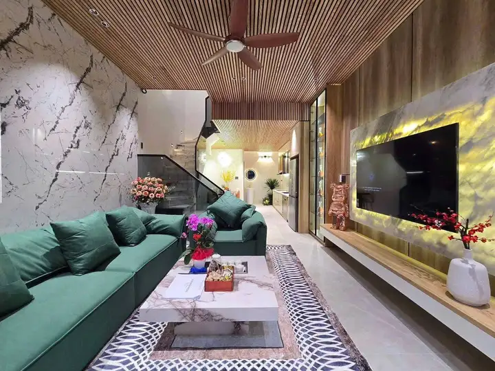 Дом 3 этажа 3 спальни 85 м² Hoa Minh