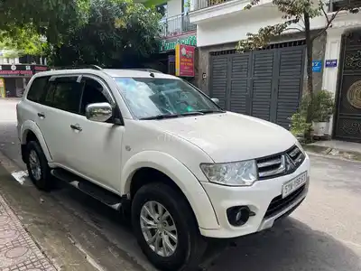 Mitsubishi Pajero Sport 2014 Белый 7 мест