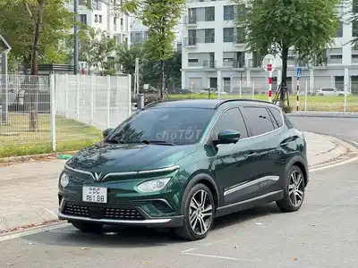 VinFast VF e34 2022 с безлимитным км и арендой батареи