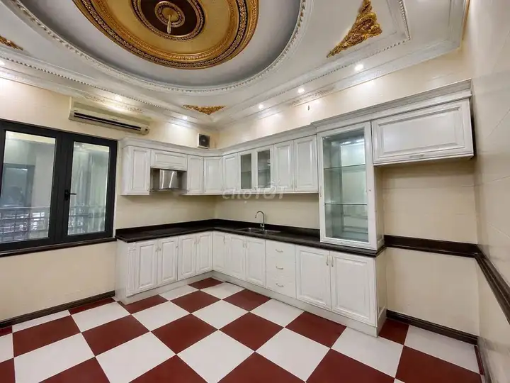 Дом 6 этажей, Нгиа До, Кау Жай, 65 м²
