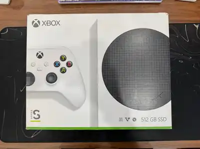 Xbox Series S, проектор Wanbo DaVinchi