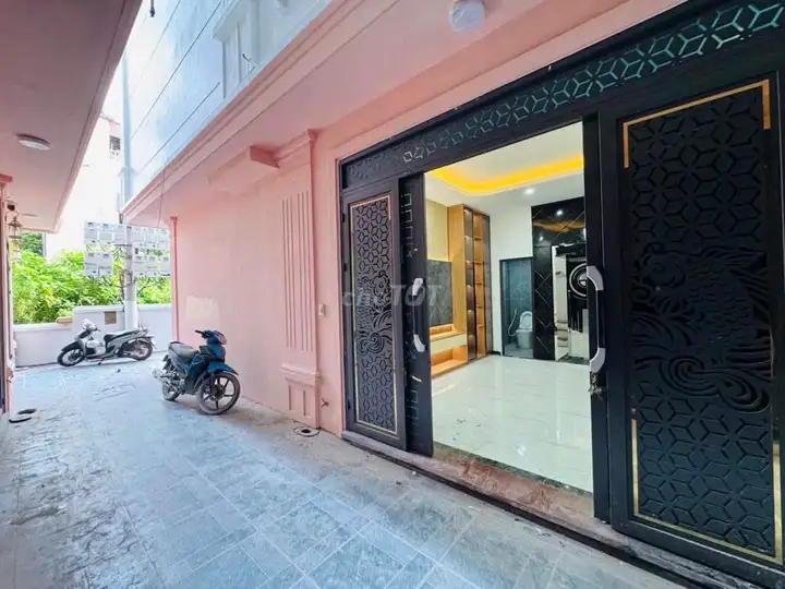 Дом 6 этажей с лифтом, 33м2, рядом с ЖК Lan Vien Resco