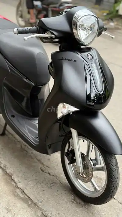 Yamaha Janus 2023, отличное состояние, тихий двигатель