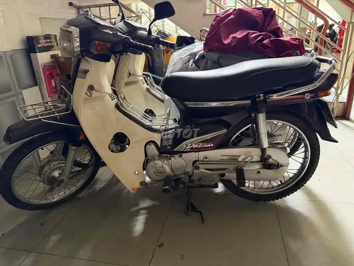 Honda Super Dream 2010 белый, коричневый