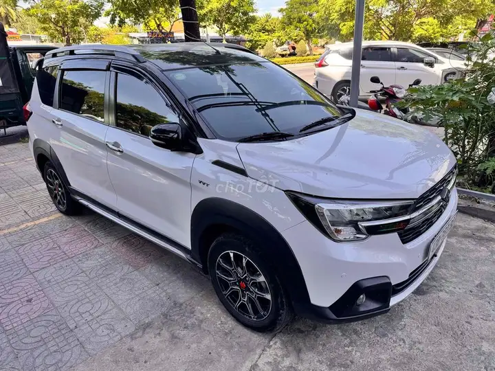 Suzuki XL7 2022 белый автомат Индонезия