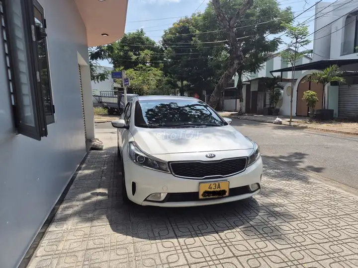 Kia Cerato 2018 1.6MT