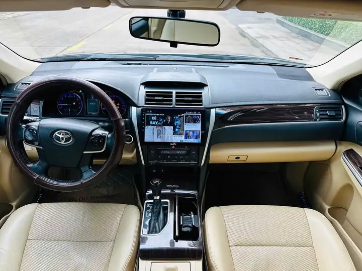 Toyota Camry 2015 Автомат Черный 94.825 км