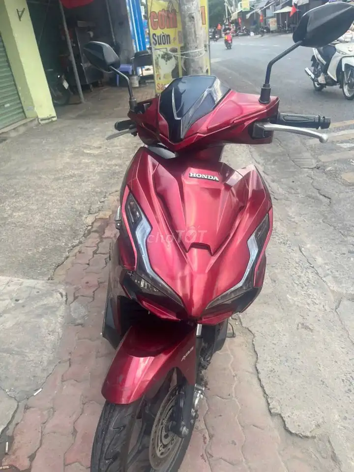 Honda Air Blade 2022 красный