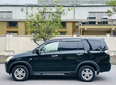 Mitsubishi Zinger 2009 МКПП Черный